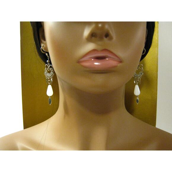 Set of Handrafted Vintage Art Glass Beaded long Dangle Drop Earrings 2 inch - Picture 4 of 11